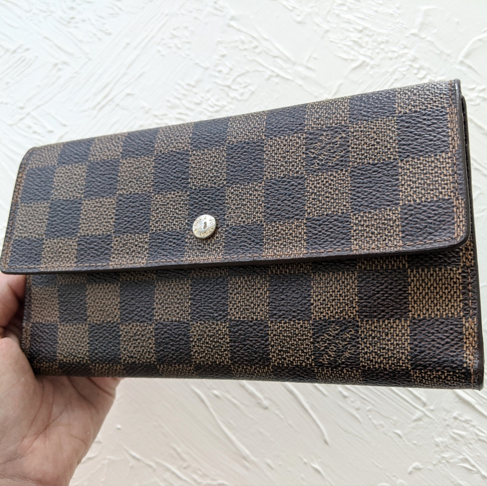 Louis Vuitton wallet - Picture 9 of 13